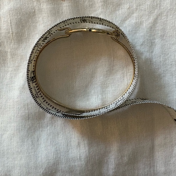 James Avery double heart bracelet. Sterling silver. Diameter 2.5". - Picture 4 of 4